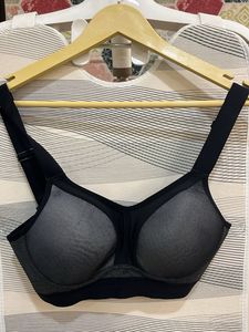 Comfortable Sports Bra size S