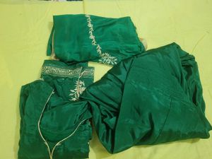 Beautiful Emerald Green Kurta Set