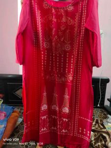 Beautiful Pink Kurta with Gold Print