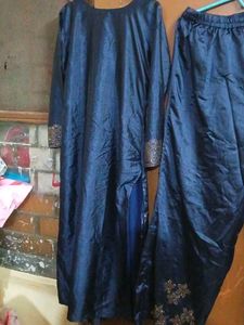 Elegant Navy Blue Kurta Set