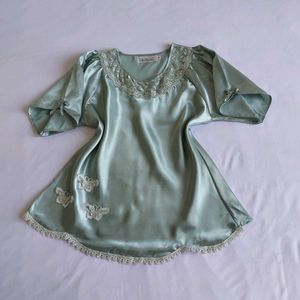 Elegant Butterfly Embroidered Blouse🛍✨️