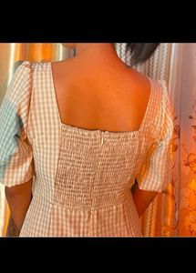 Cute Gingham Puff Sleeve Dress