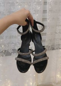 black pencil heels