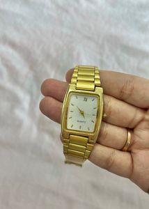Classic Gold Tone Quartz Watch