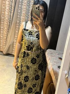 Stunning Ethnic Gown with Floral Print❤️