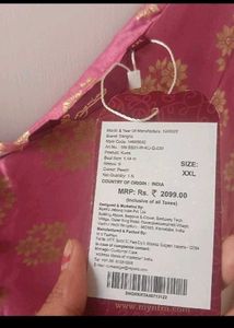 Sangria sleeveless foil print kurta