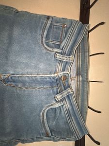 Light Wash Skinny Jeans