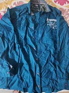 Men's Blue Casual Button-Up Shirt