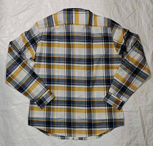 Tommy Hilfiger Plaid Button-Down Shirt