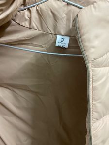 Cream  buffer half jacket