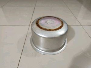 Used Aluminium Cooking Pot / Tope / Patila