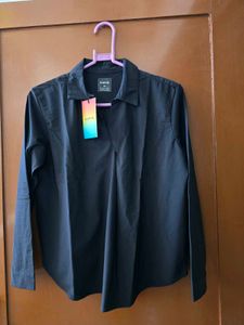 Classic Black Collared Tunic Top