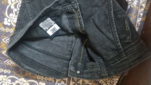 Black Jeans.