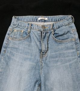 High Waist Jeans