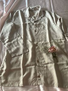 Like New Beige Color Shirt🎗️❤️