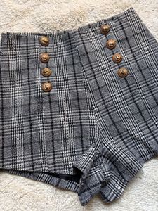 Vintage Plaid Double-Breasted Shorts