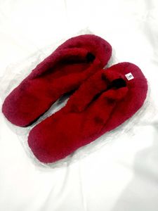 Cozy Red Faux Fur Flip Flops