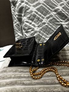 LVL99 Black Croc Embossed Clutch with Gold Chain