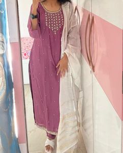 Elegant Purple Embroidered Kurta Set