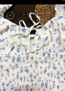 Floral Print Smocked Crop Top