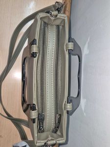 Chic Embroidered Top-Handle Handbag
