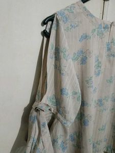 Floral Cold Shoulder Top