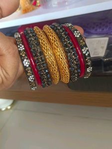 Set of Stylish Bangles