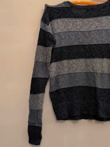 AMERICAN EAGLE -Striped Knit Sweater- bluey