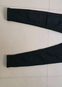 Black Jeans - Stylish and Versatile