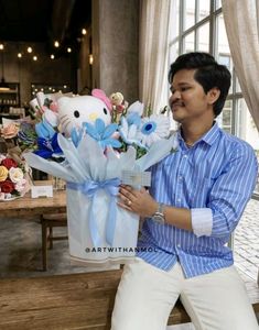 Hello Kitty Plush Flower Bouquet 💐🐱✨
