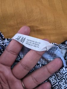 H&amp;M Printed Sleeveless Summer Dress