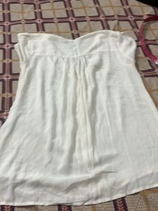 Elegant White V-Neck Top