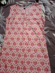 Pink Floral Sleeveless Kurta