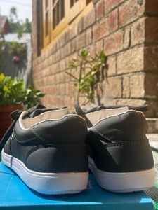 Original Willgo Shoes - Black Sneakers