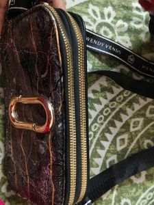 black clutch purse