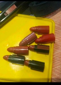 5-in-1 Lipstick Set ( 2 pack ) dark and nude both