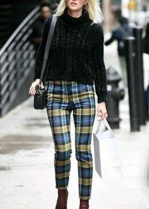 SALE!🎉 H&amp;M Plaid Pants