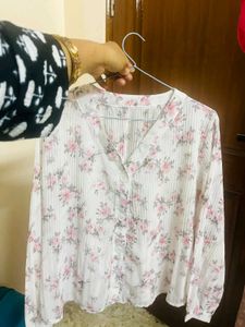 Floral Print V-Neck Top