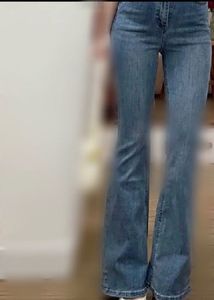 SUPER HIGH FLARED JEANS👖