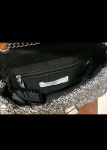 Textured Chain Shoulder Bag