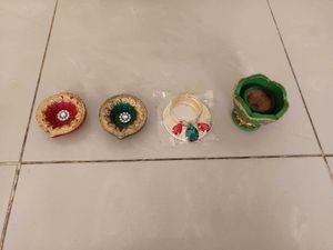 Four Pieces Decorative Diya Set