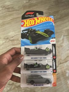 Hot Wheels Car Set