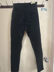 Black Skinny Jeans