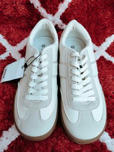 Women Stylish Cream Sneakers