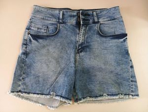 JEALOUS 21 DENIM SHORTS
