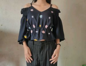 Chic Cold Shoulder Floral Top