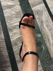 Saint Laurent Black Patent Heels