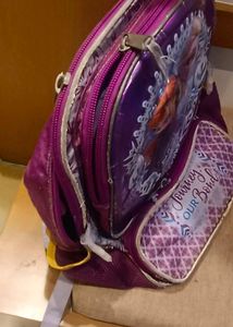 ♥️Disney 3d Frozen bag pack ♥️