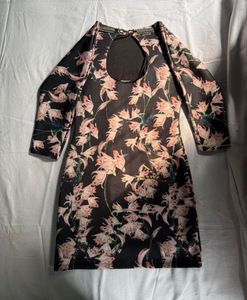 Chic Floral Print Bodycon Dress