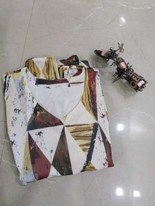 Gown dress